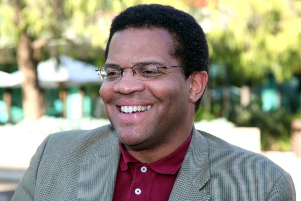 Public Health Expert <b>Tony Iton</b> Takes Questions in the Green Room - tonyiton_itgr-600x400